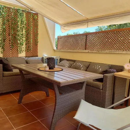 Piso Acogedor Con Terraza Apartment *